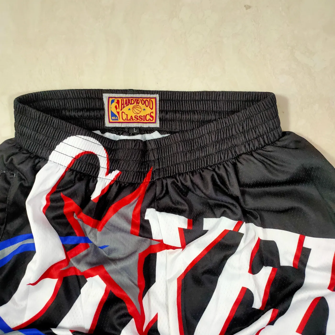 PHILADELPHIA 76ERS BLACK SHORTS
