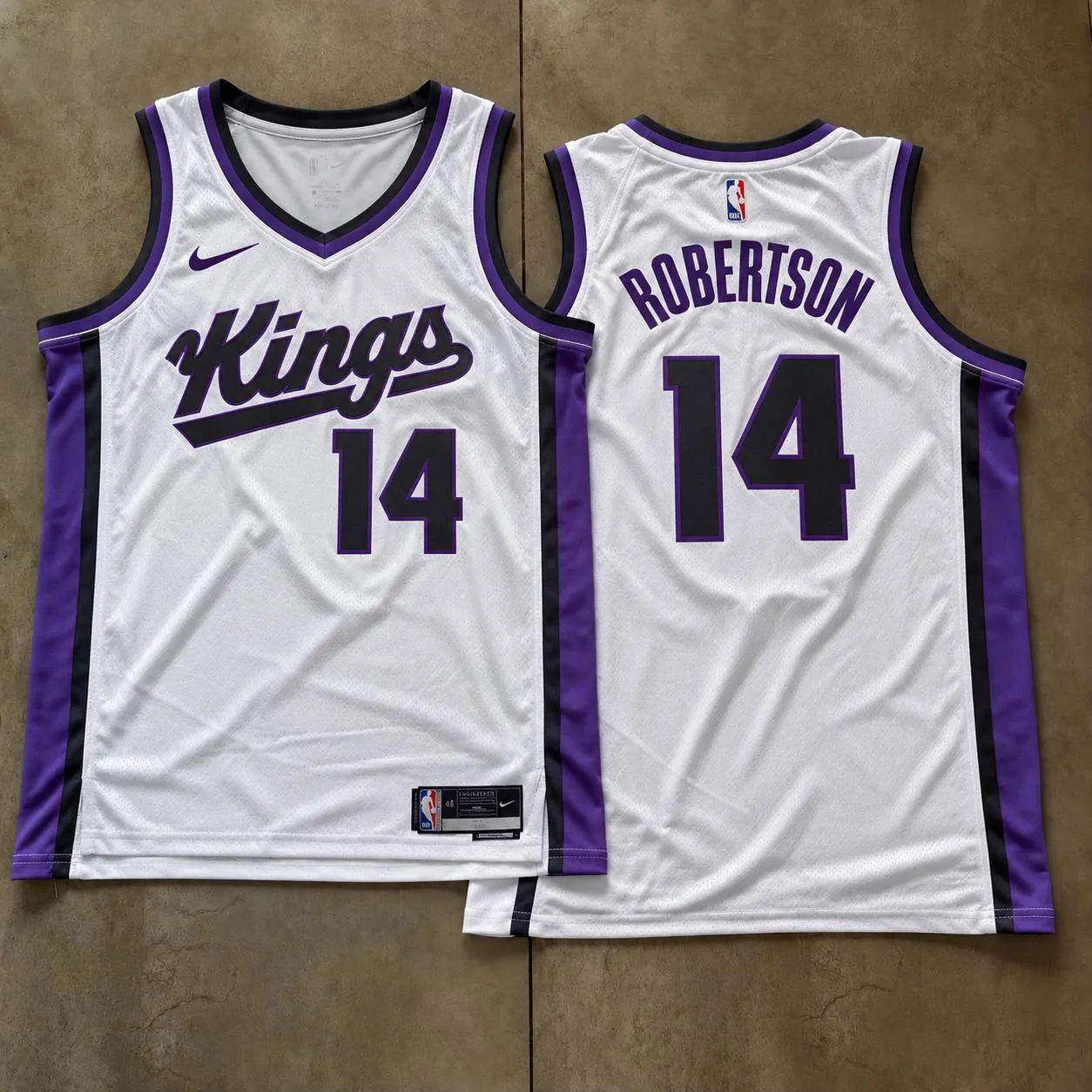 Sacramento Kings Oscar Robertson White Jersey