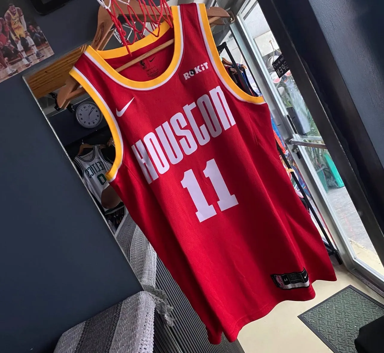 HOUSTON ROCKETS YAO MING RED VINTAGE JERSEY