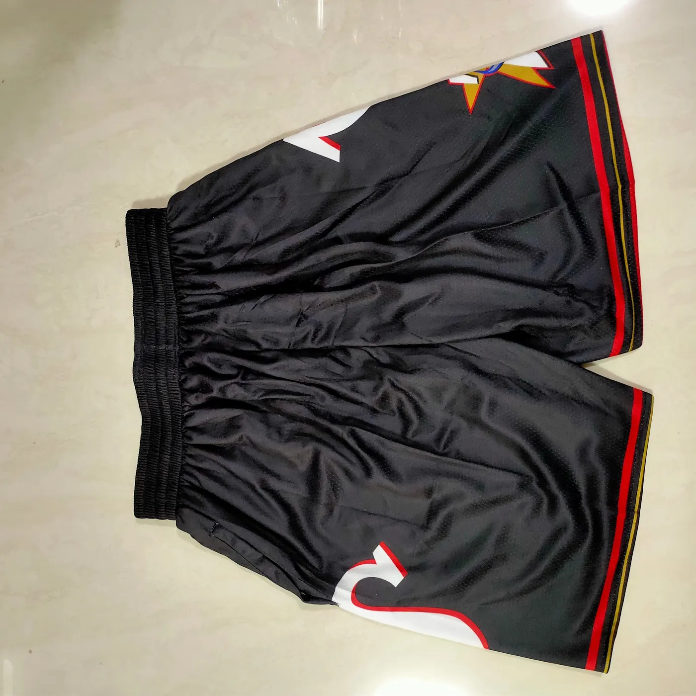 PHILADELPHIA 76ERS BLACK SHORTS