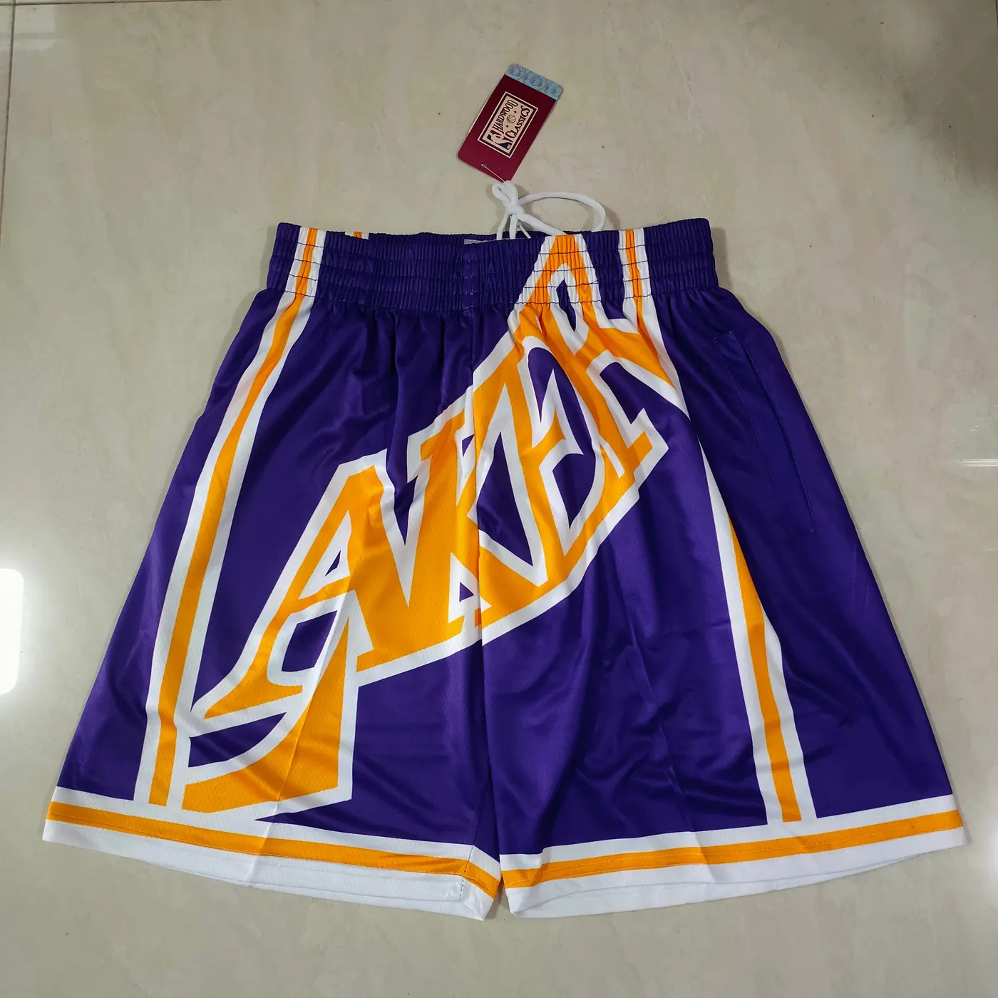 LOS ANGELES LAKERS PURPLE SHORTS