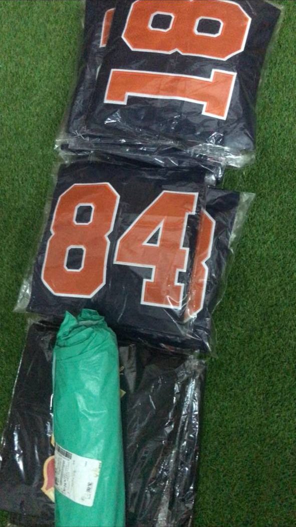 Cruxchristi warehouse: jerseys bagged and packed before shipping