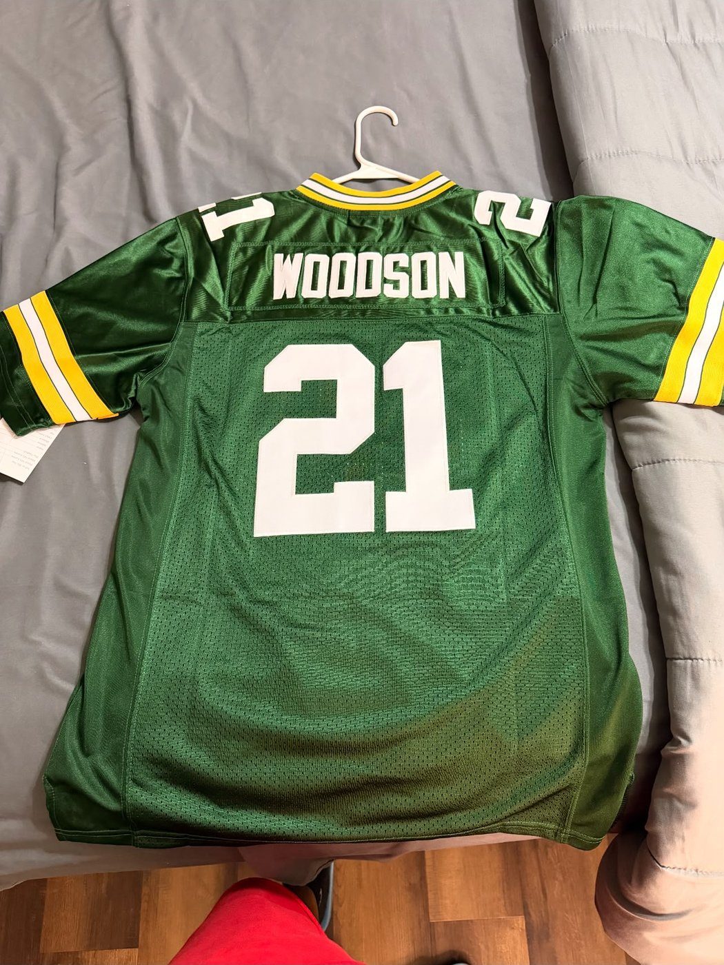 Photo sent by a Cruxchristi customer after their jersey arrived